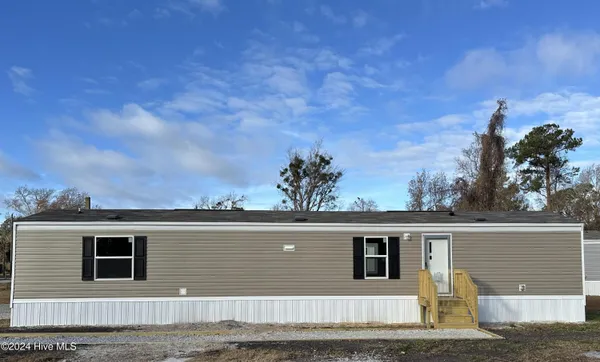 $1,050 | 141 Littleton Street, Midway Park, NC 28544