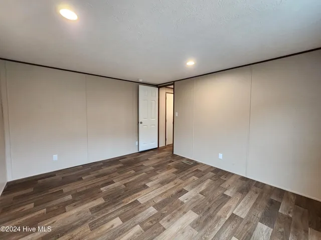 $1,050 | 141 Littleton Street, Midway Park, NC 28544