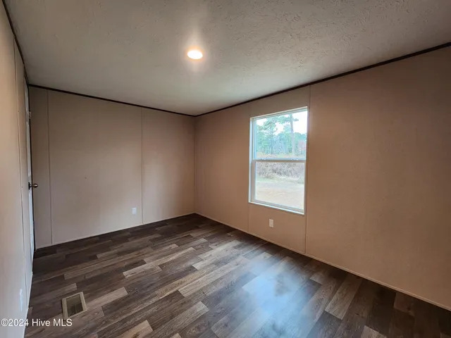 $1,050 | 141 Littleton Street, Midway Park, NC 28544