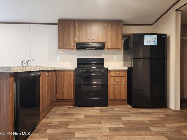 $1,050 | 141 Littleton Street, Midway Park, NC 28544