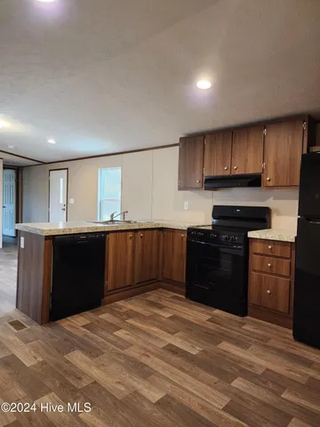 $1,050 | 141 Littleton Street, Midway Park, NC 28544