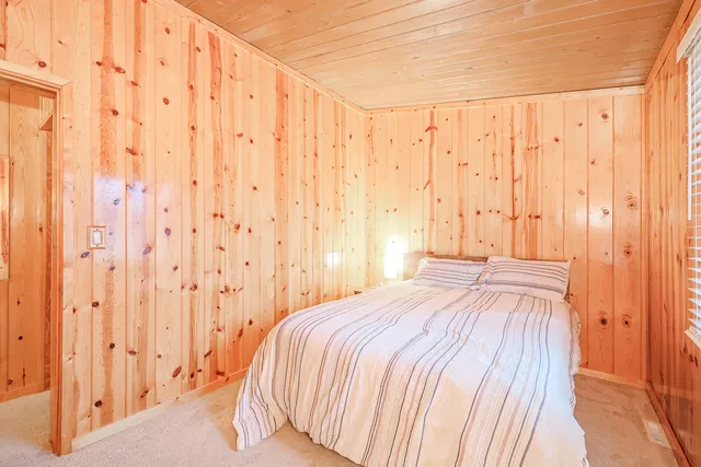 $474,000 | 707 Kingston Boulevard, McHenry, IL 60050