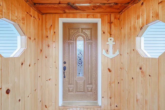 $474,000 | 707 Kingston Boulevard, McHenry, IL 60050