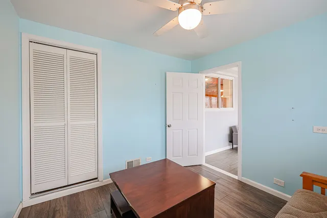 $474,000 | 707 Kingston Boulevard, McHenry, IL 60050