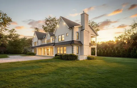 $2,675,000 | 110 Crescent Court, Wading River, NY 11792