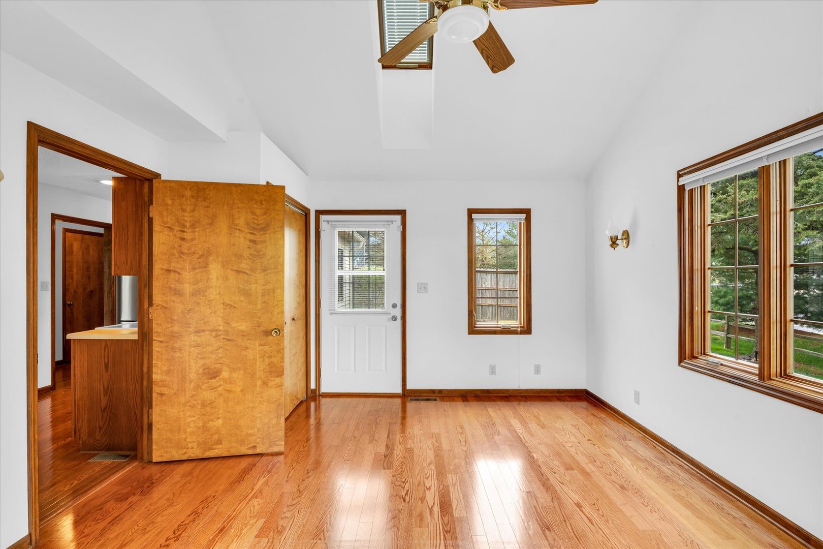 2506 Applewood Road Champaign, IL 61822 - Photo 14 of 36 Gallery Image 14