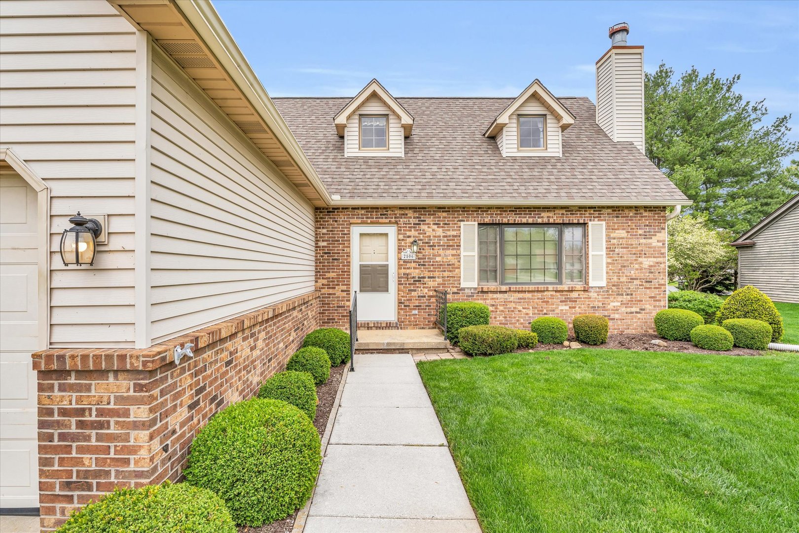 2506 Applewood Road Champaign, IL 61822 - Photo 2 of 36 Gallery Image 2