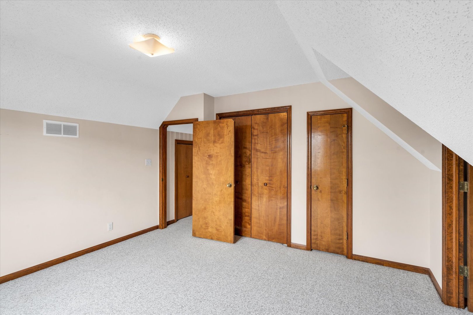 2506 Applewood Road Champaign, IL 61822 - Photo 23 of 36 Gallery Image 23