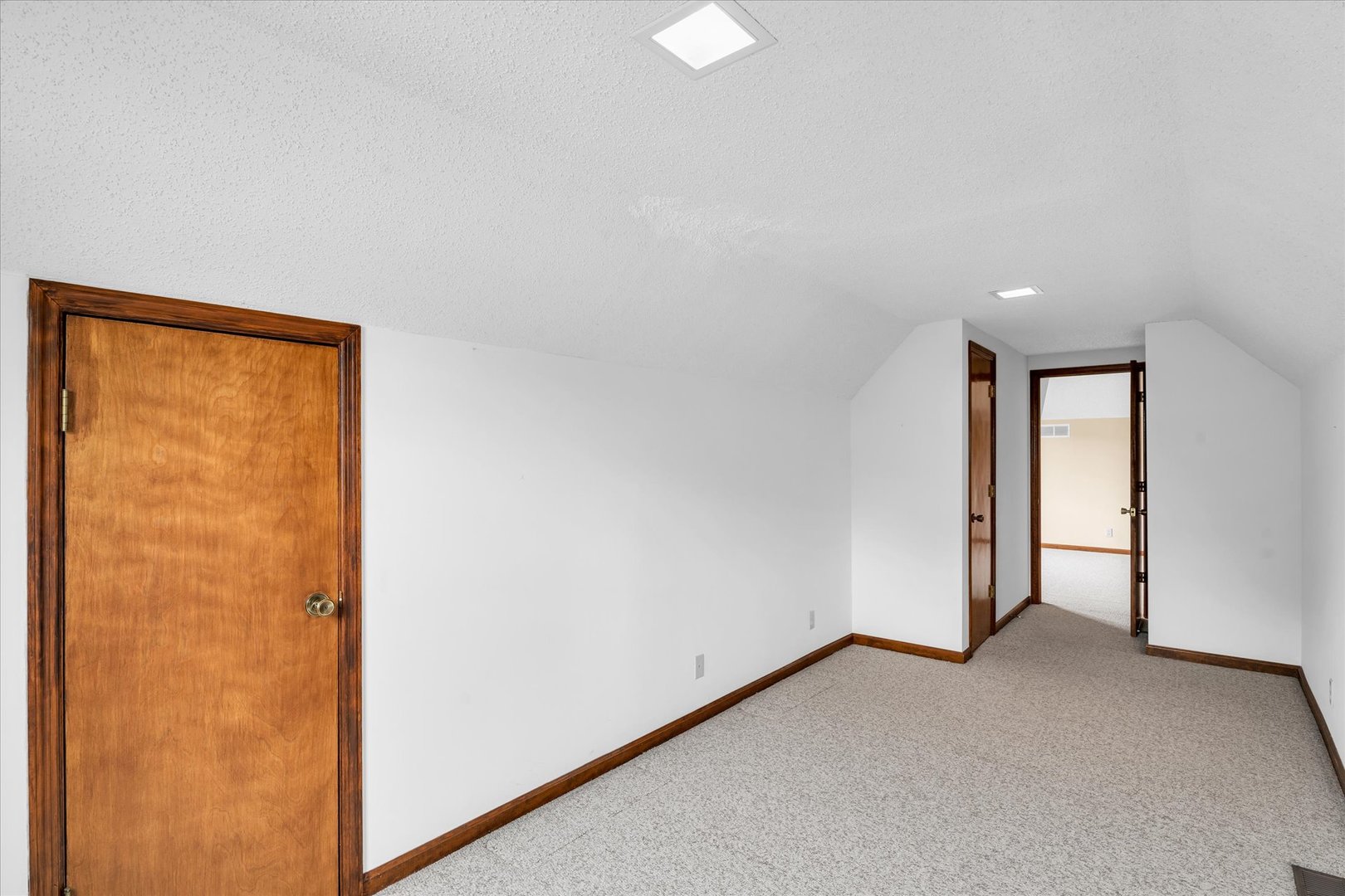 2506 Applewood Road Champaign, IL 61822 - Photo 24 of 36 Gallery Image 24