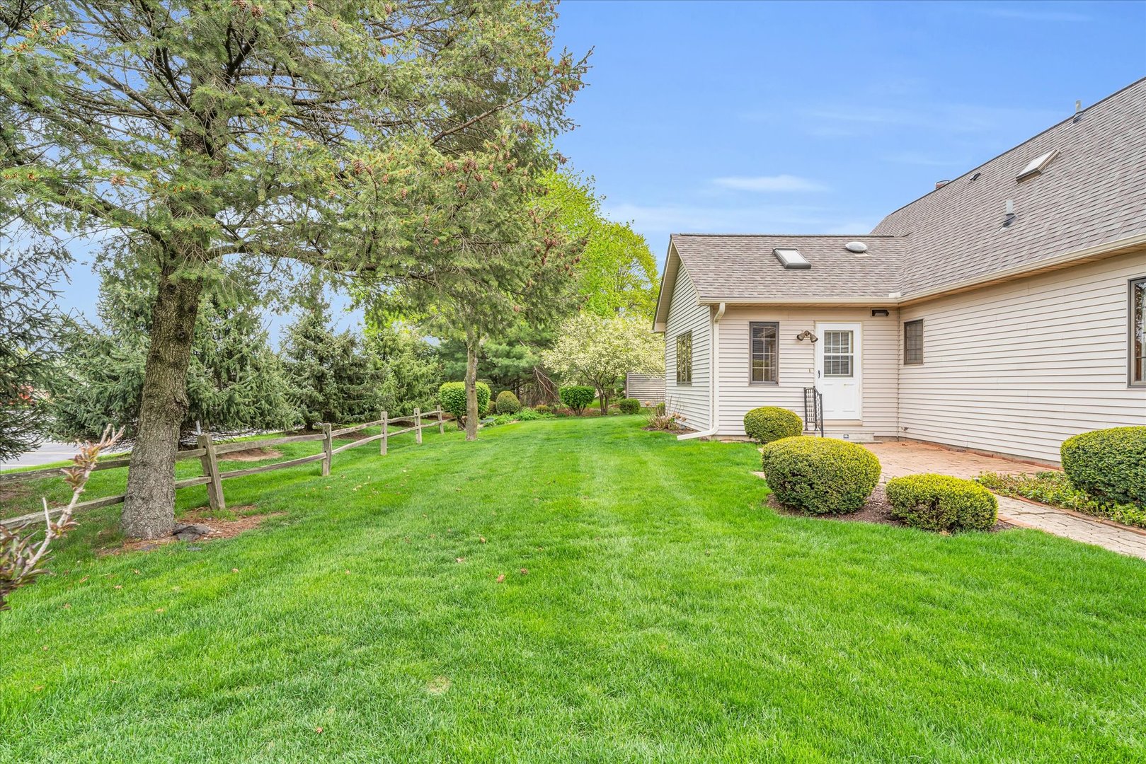 2506 Applewood Road Champaign, IL 61822 - Photo 29 of 36 Gallery Image 29