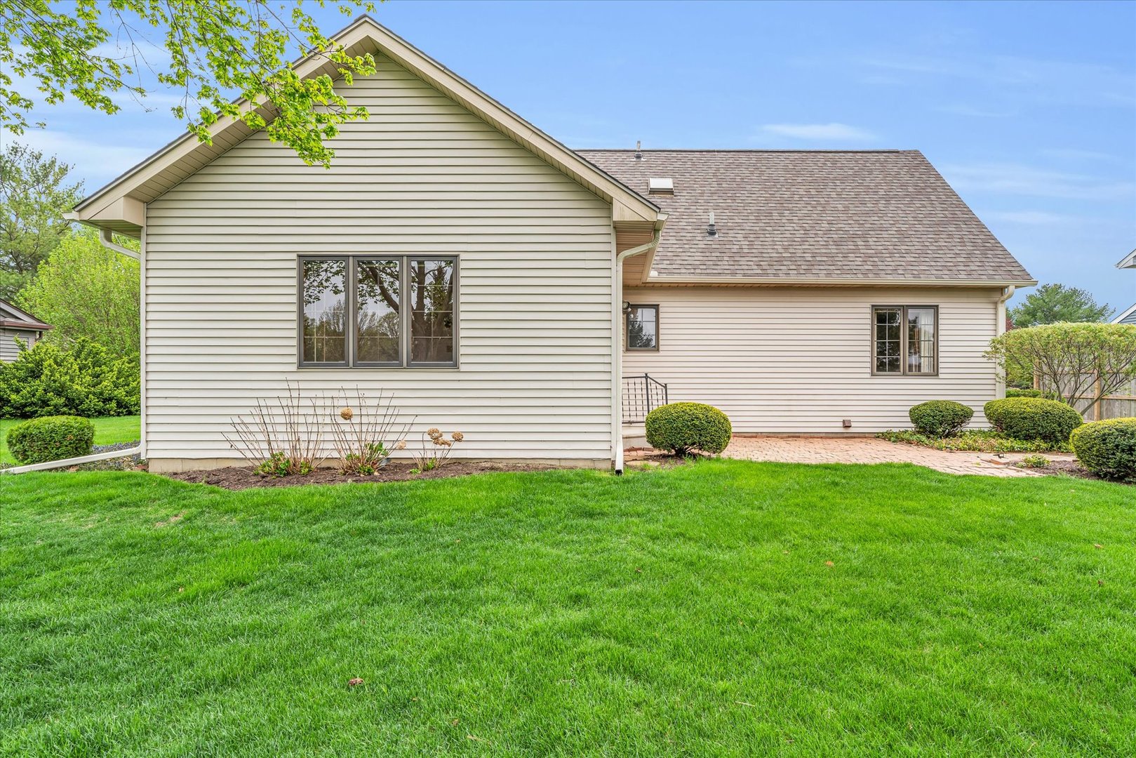 2506 Applewood Road Champaign, IL 61822 - Photo 35 of 36 Gallery Image 35