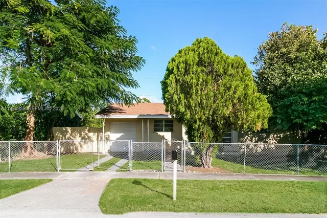 $2,575 | 20705 Coral Sea Road, Cutler Bay, FL 33189