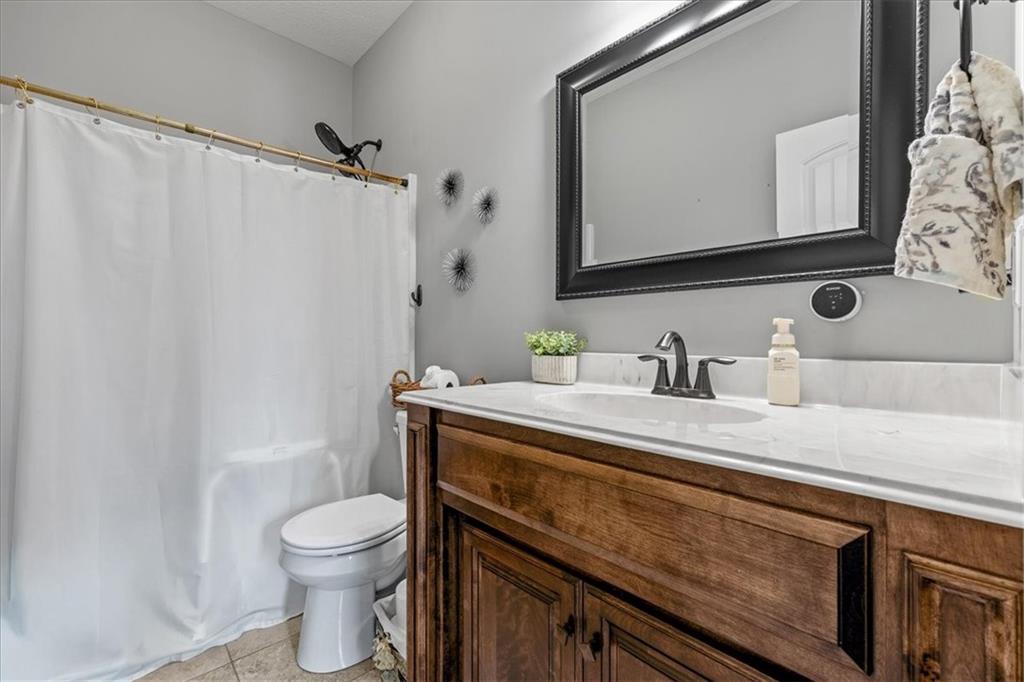 1209 Dunvegan Raymore, MO 64083 - Photo 13 of 24