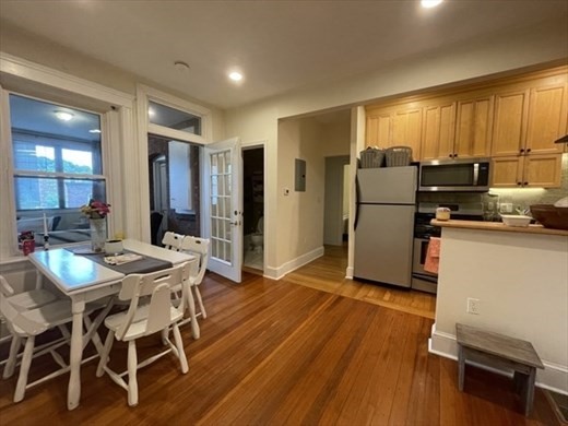 191 Winthrop Road, Unit 2 Brookline, MA 02445 - Photo 4 of 14