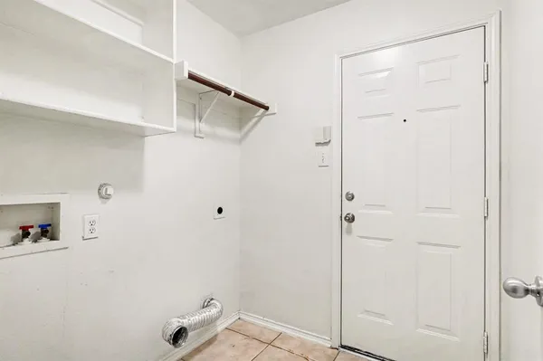 $305,000 | 633 Horn Street, Crowley, TX 76036
