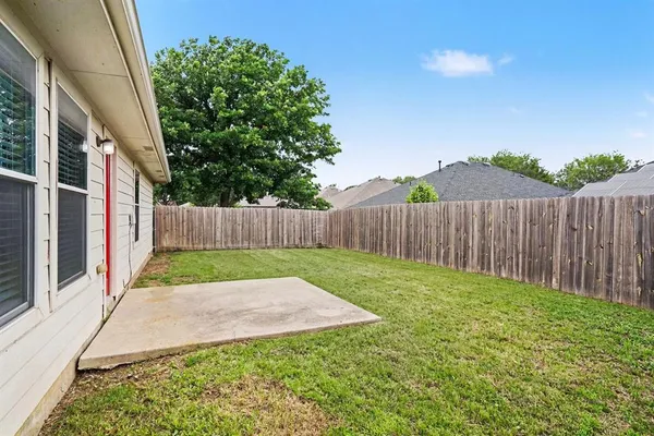 $305,000 | 633 Horn Street, Crowley, TX 76036