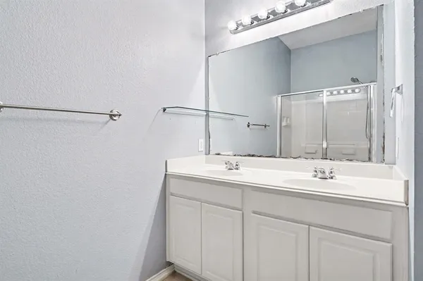 $305,000 | 633 Horn Street, Crowley, TX 76036