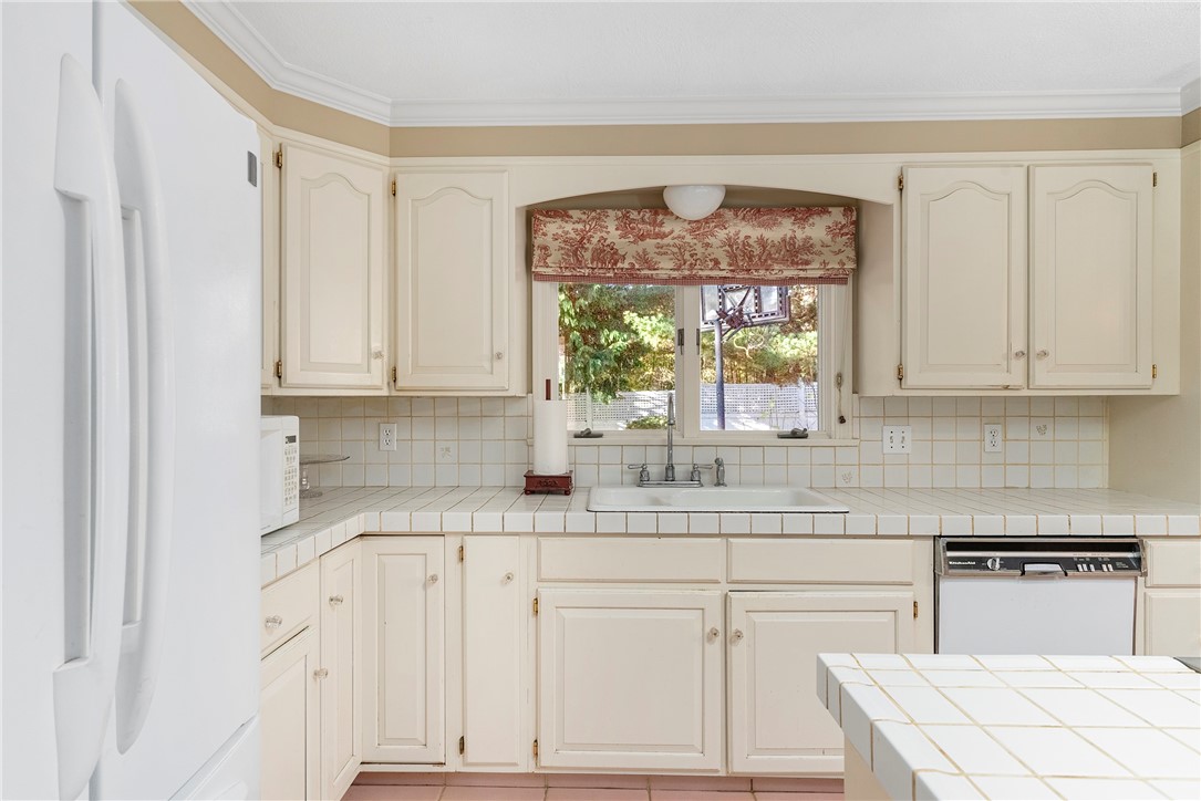 425 Trimtown Road Scituate, RI 02857 - Photo 14 of 38 open concept kitchen - family room