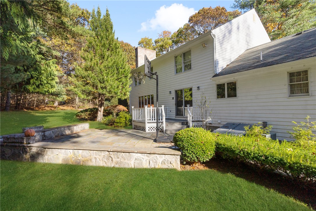 425 Trimtown Road Scituate, RI 02857 - Photo 30 of 38