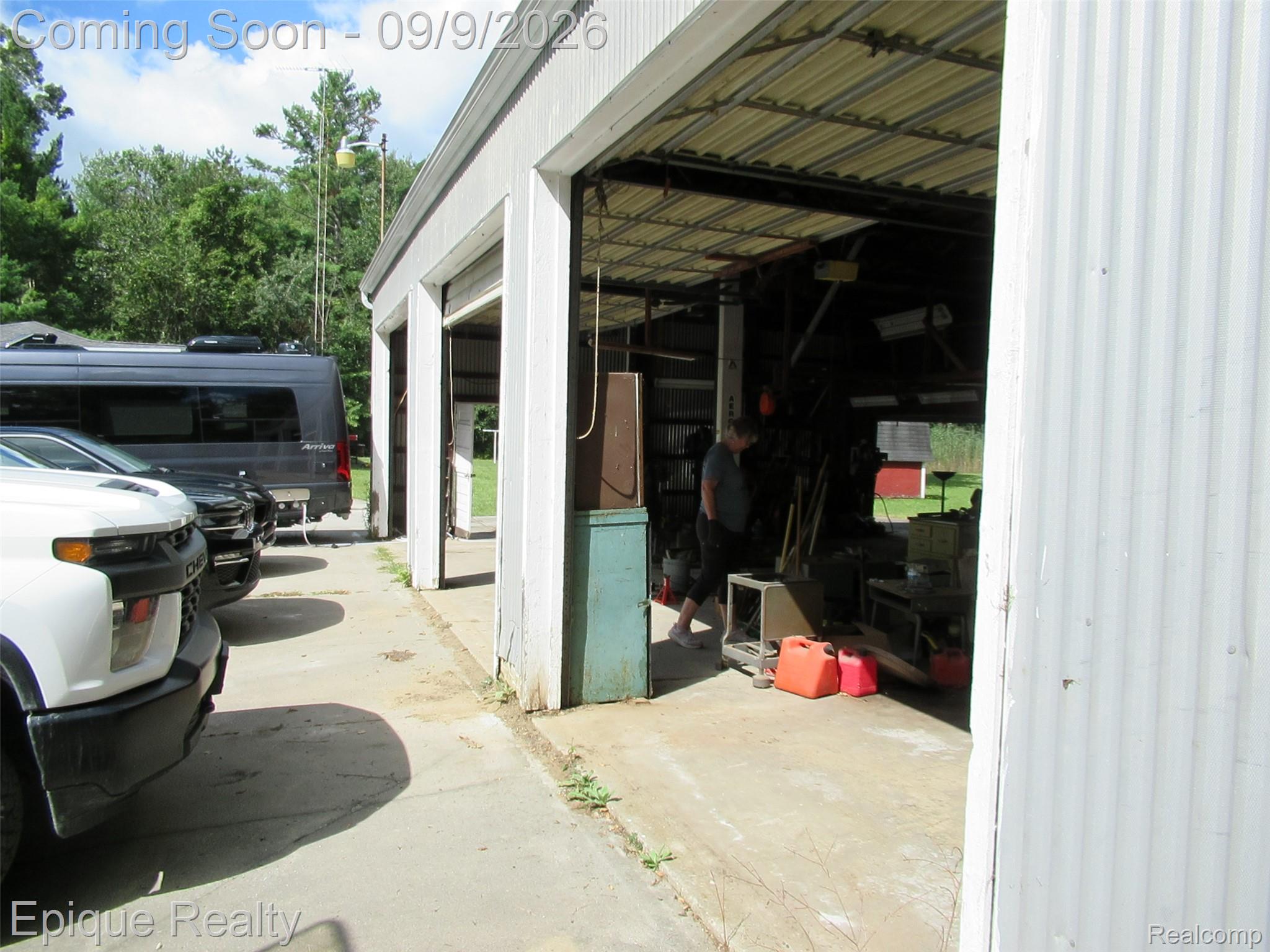 5350 Davis Road St. Clair, MI 48079 - Photo 7 of 21 IMG_1778.JPG