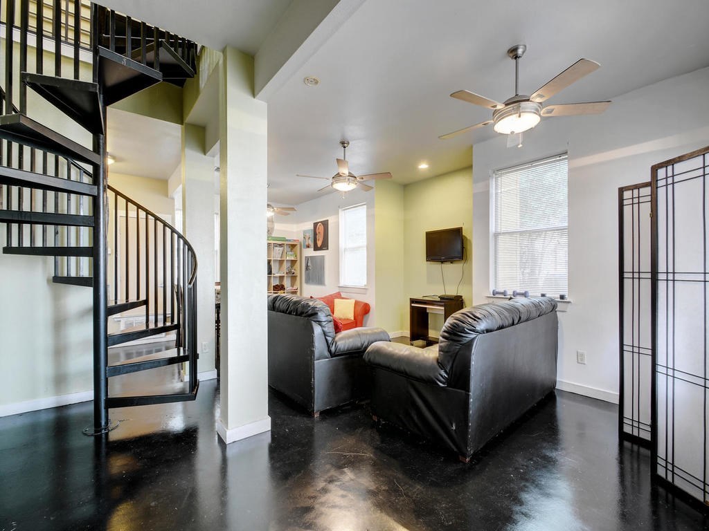 7106 Guadalupe Street Austin, TX 78752 - Photo 1 of 1