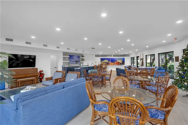 $659,000 | 3939 Ocean Drive, Unit 502A, Vero Beach, FL 32963