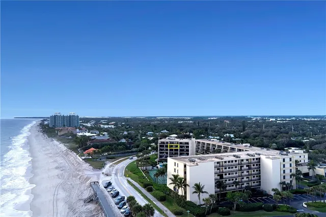 $659,000 | 3939 Ocean Drive, Unit 502A, Vero Beach, FL 32963