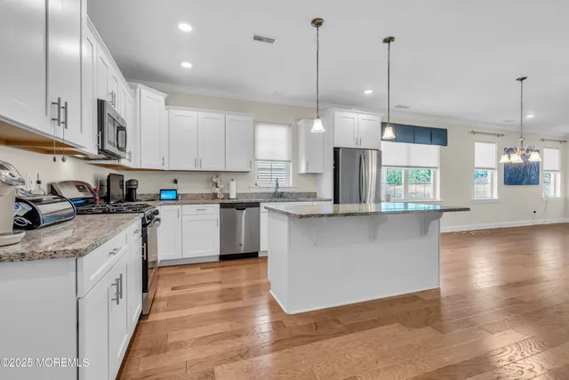 $539,000 | 100 Woodside Lane, Whiting, NJ 08759