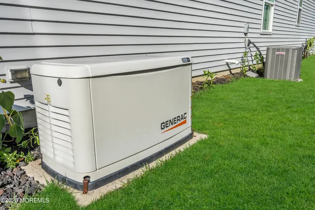 $539,000 | 100 Woodside Lane, Whiting, NJ 08759