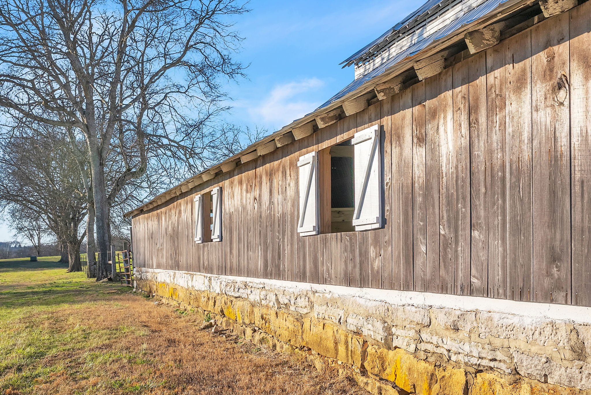 3138 Richmond Road Petersburg, TN 37144 - Photo 22 of 41 a view of a house with a snow in the yard