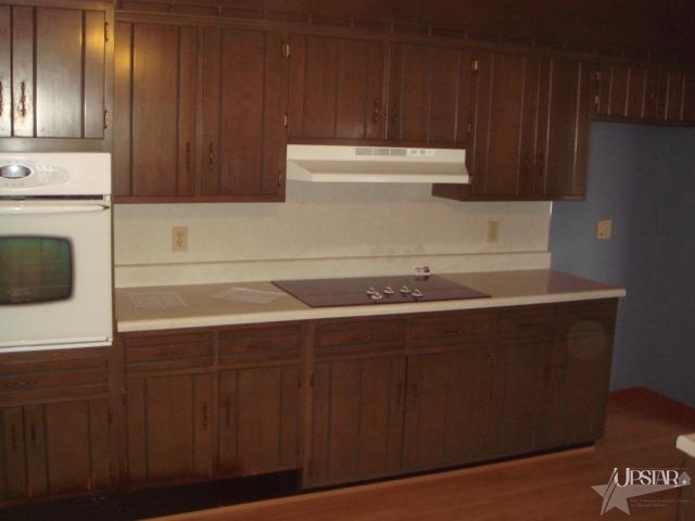 841 East Monroe Street Decatur, IN 46733 - Photo 10 of 13