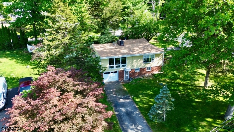 2 Elm Road Hamburg, NJ 07419 - Photo 16 of 18