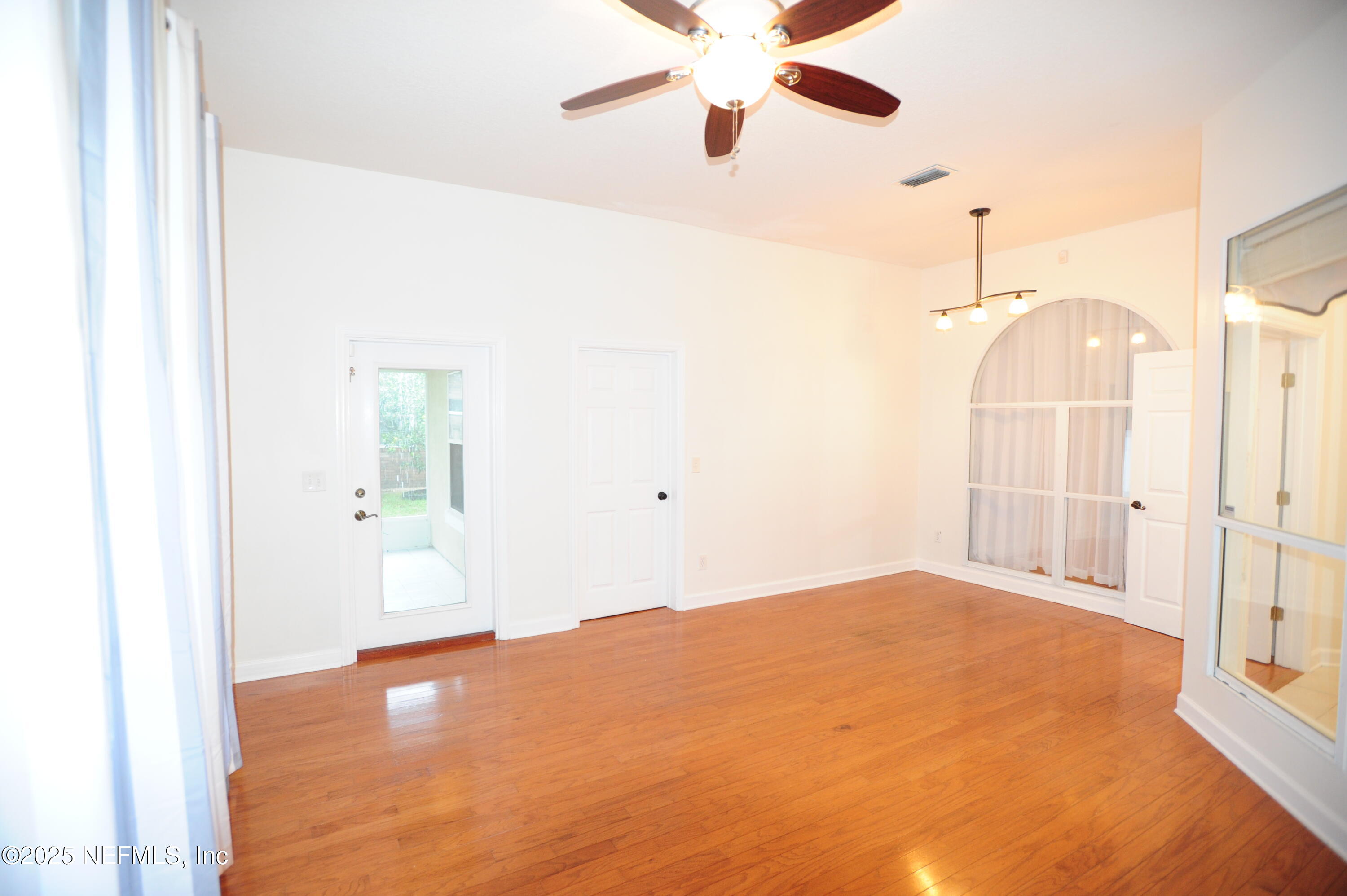 9108 Timberlin Lake Road Jacksonville, FL 32256 - Photo 25 of 37 D7B_3137