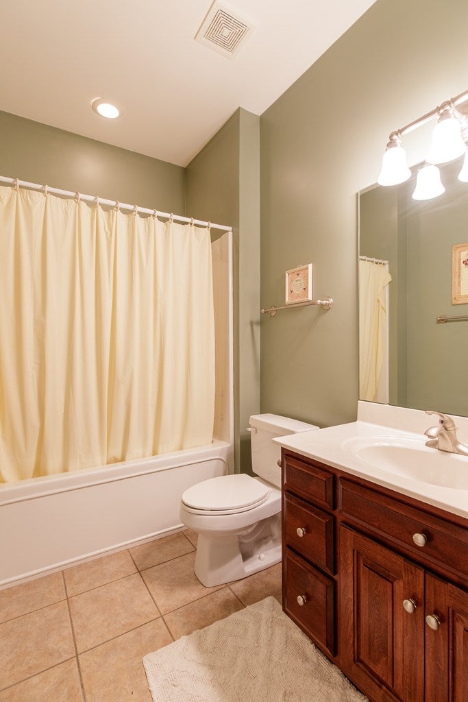 4456 Plantation Crest Road Valdosta, GA 31602 - Photo 22 of 33 Gallery Image 22