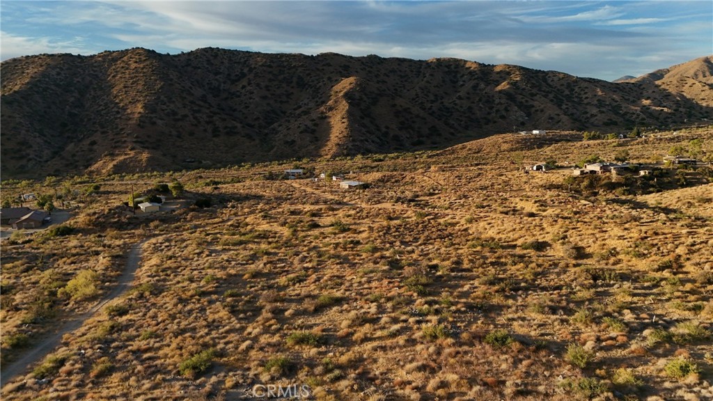 49680 Oskar Lane Morongo Valley, CA 92256 - Photo 5 of 10 a view of a mountain