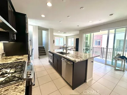 $1,209,000 | 812 Brickyard Lane, Costa Mesa, CA 92627