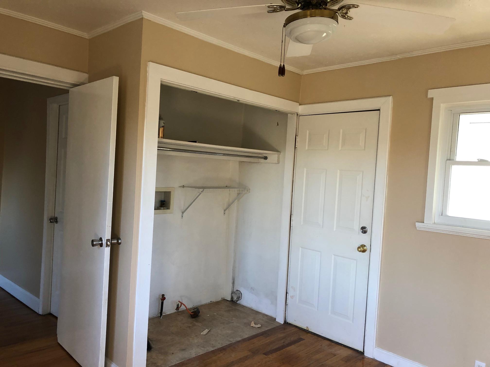 785 Laurel Road Clinton, TN 37716 - Photo 22 of 36 Laundry / Extra Room