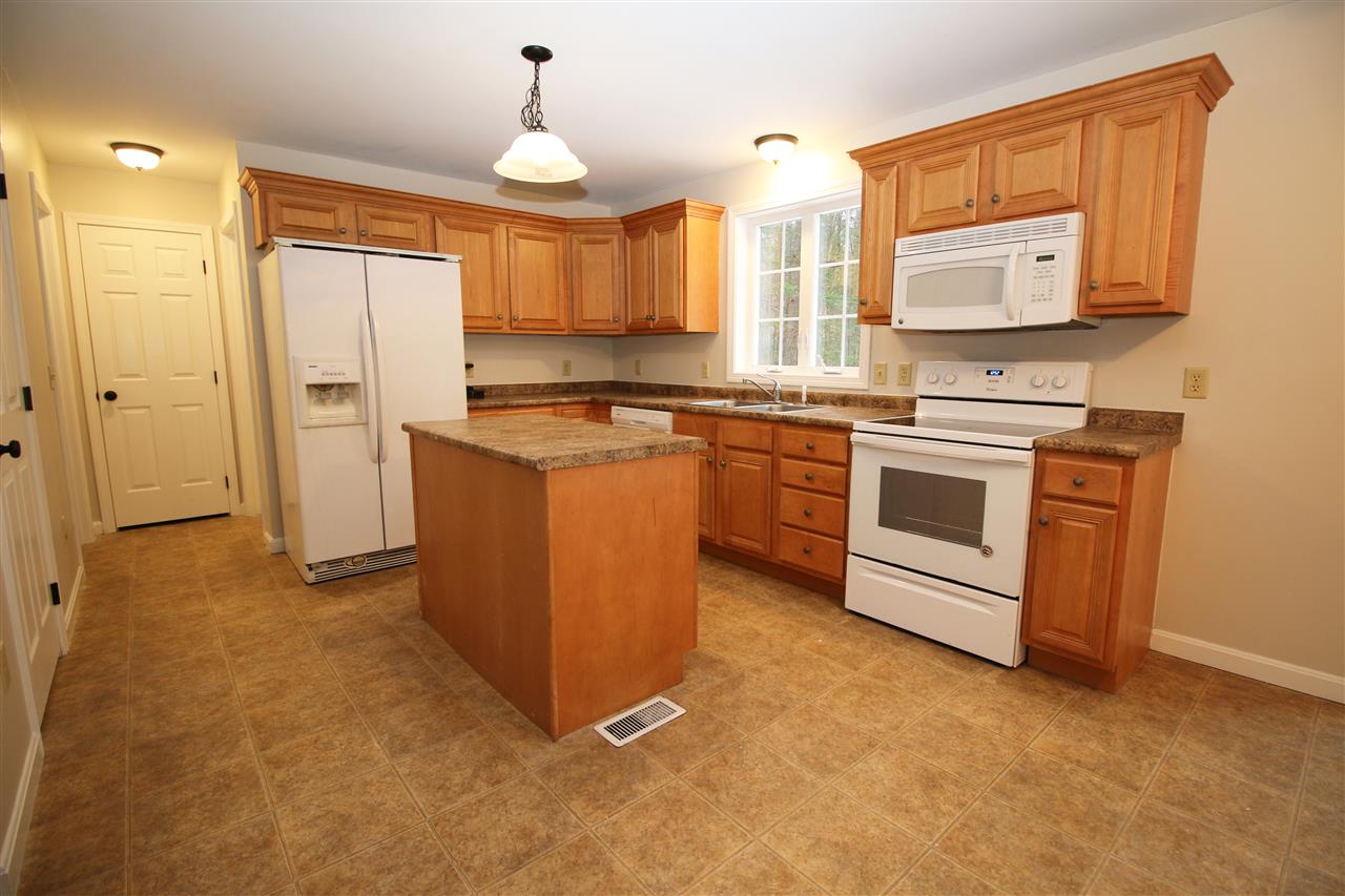2 Cross Road Antrim, NH 03440 - Photo 5 of 20 Gallery Image 5