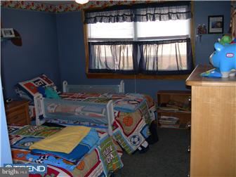 833 Densmore Road Philadelphia, PA 19116 - Photo 9 of 11 Bedroom 2
