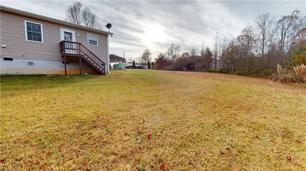 445 Ridge Road Dobson, NC 27017 - Photo 5 of 26