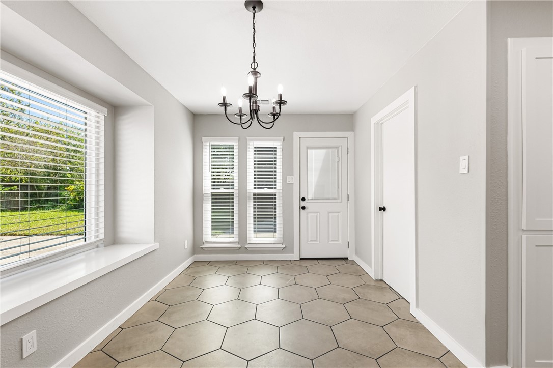 5038 Crestwick Drive Corpus Christi, TX 78413 - Photo 18 of 28 a view of a room with windows