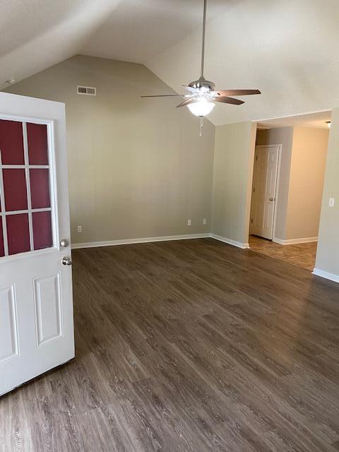 1261 Glastonbury Road Sumter, SC 29154 - Photo 5 of 16