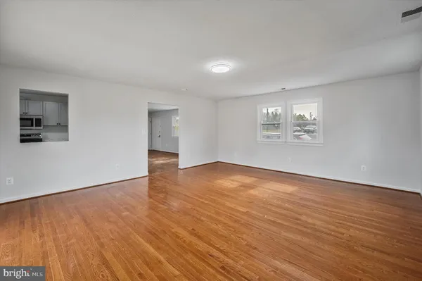 $3,800 | 7120 Beulah Street, Alexandria, VA 22315