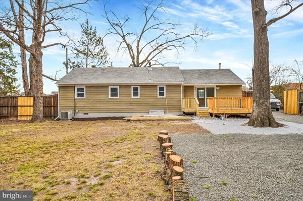 $3,800 | 7120 Beulah Street, Alexandria, VA 22315