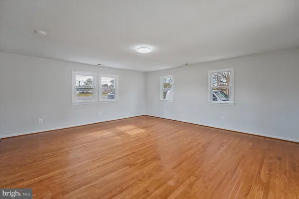 $3,800 | 7120 Beulah Street, Alexandria, VA 22315