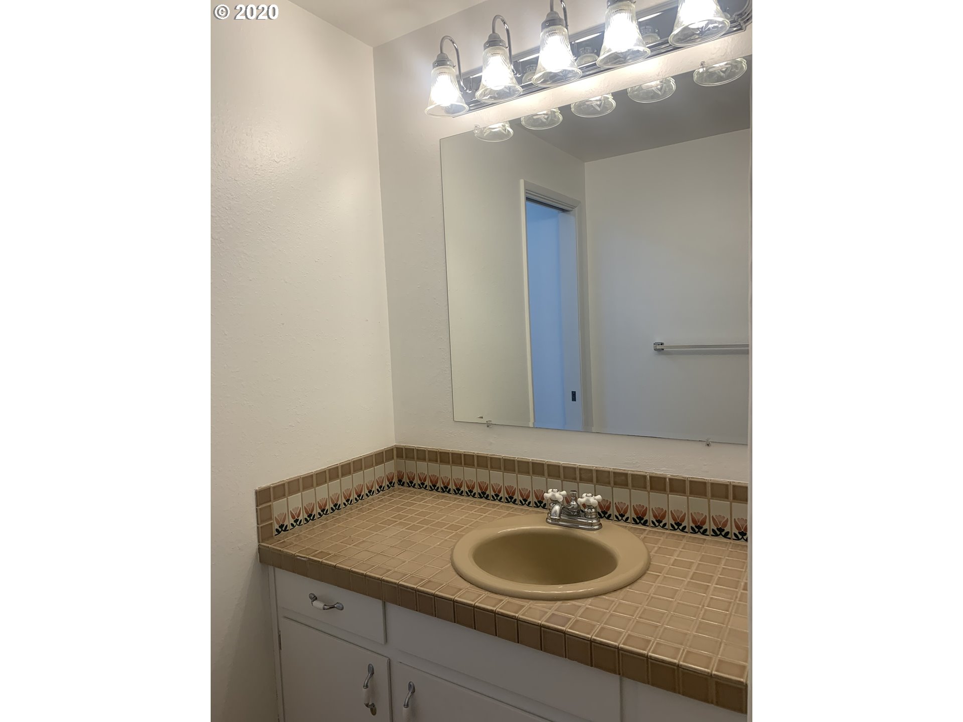 1160 Anderson Lane Springfield, OR 97477 - Photo 21 of 32
