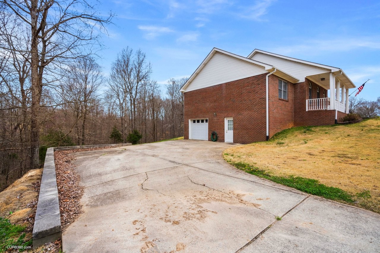 154 Renee Road Dover, TN 37058 - Photo 6 of 38 Gallery Image 6
