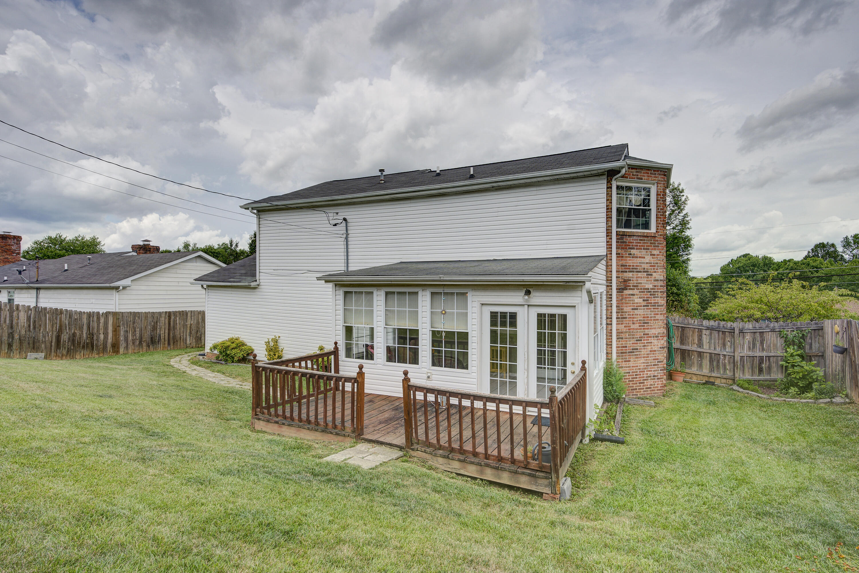 4279 Orebank Road Kingsport, TN 37664 - Photo 22 of 23 Orebank-28