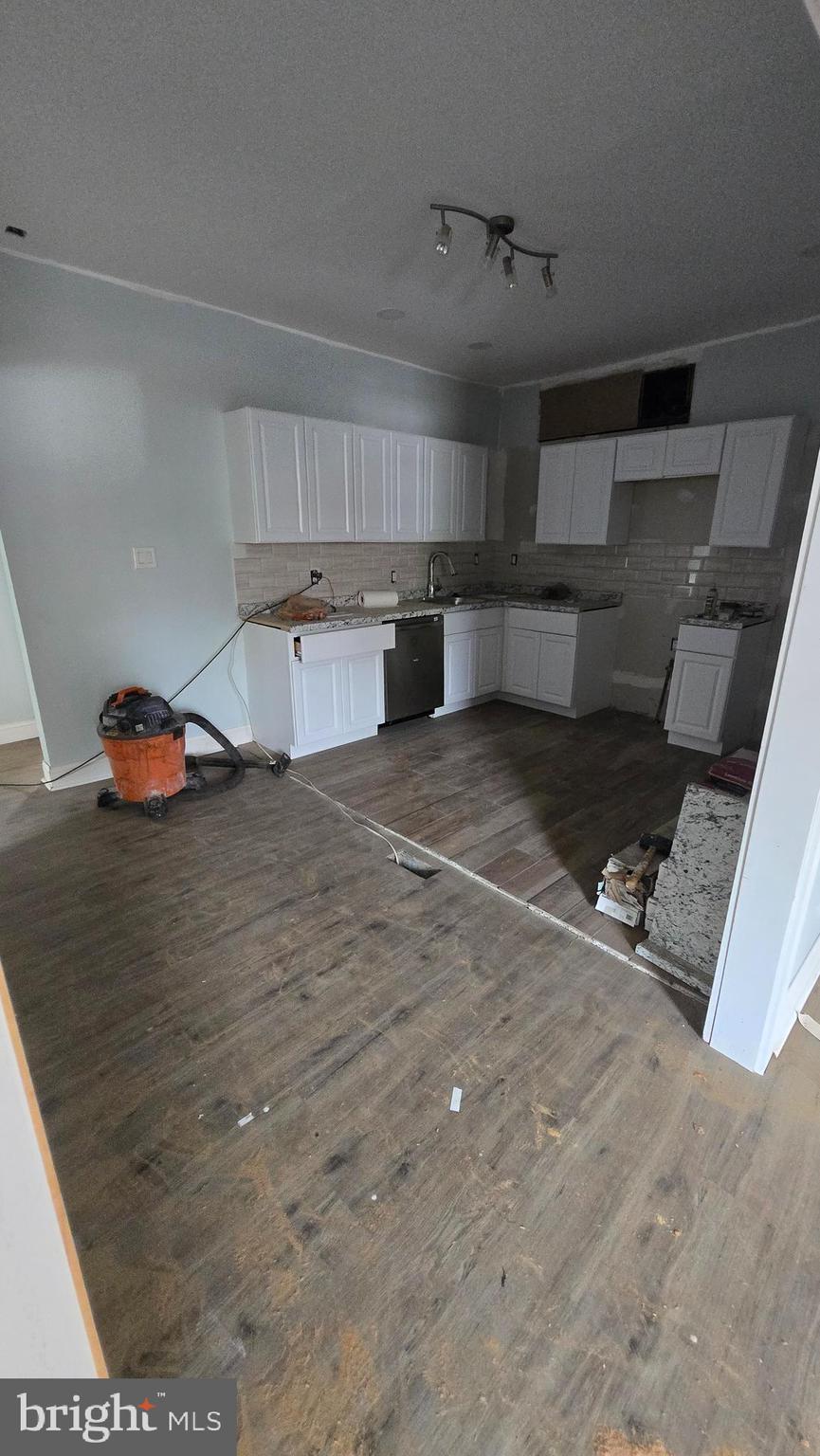 1849 East 29th Street Baltimore, MD 21218 - Photo 7 of 27