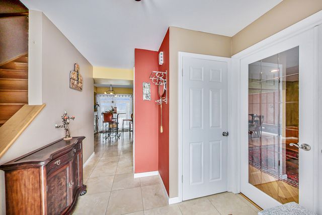 $470,000 | 409 Caren Drive, Buffalo Grove, IL 60089